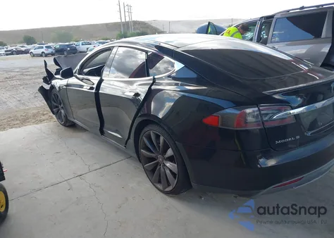 2013 Tesla Model S Performance из США, поврежденный, VIN 5YJSA1DPXDFP04586